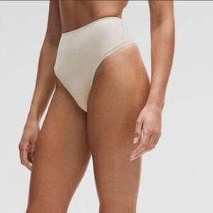 Lululemon Wundermost Ultra-Soft Nulu High-Waist Thong Underwear
R…